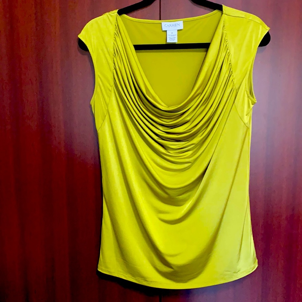 Stunning lime green Carmen top, size M